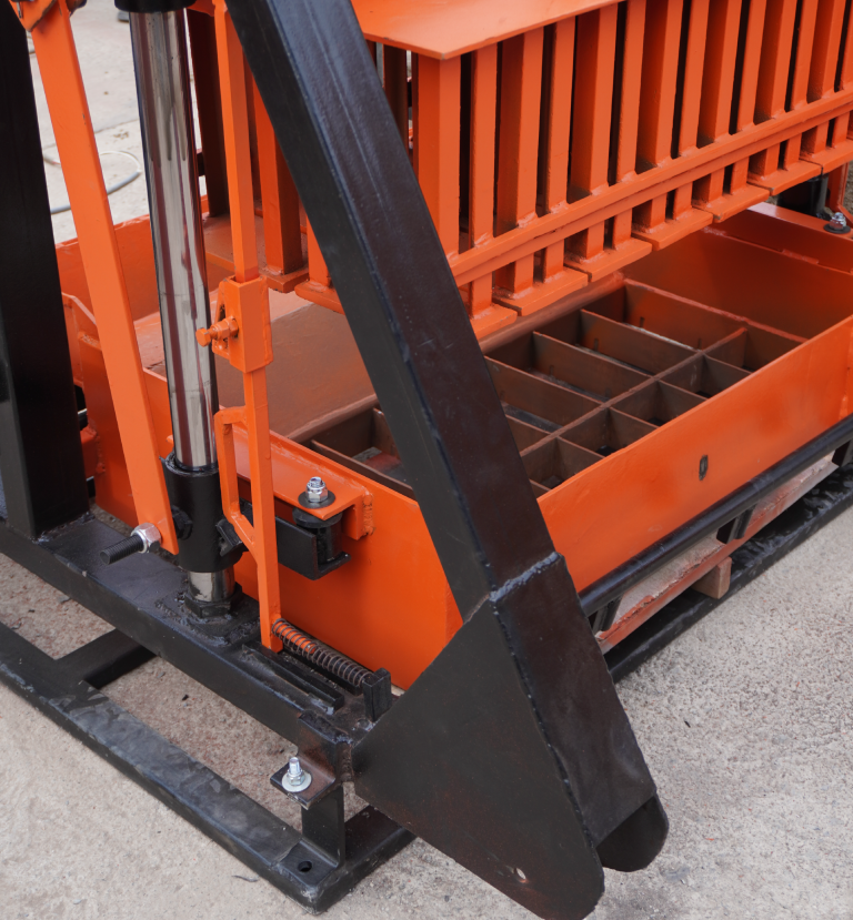 MOLDE DE MÁQUINA INDUSTRIAL-60