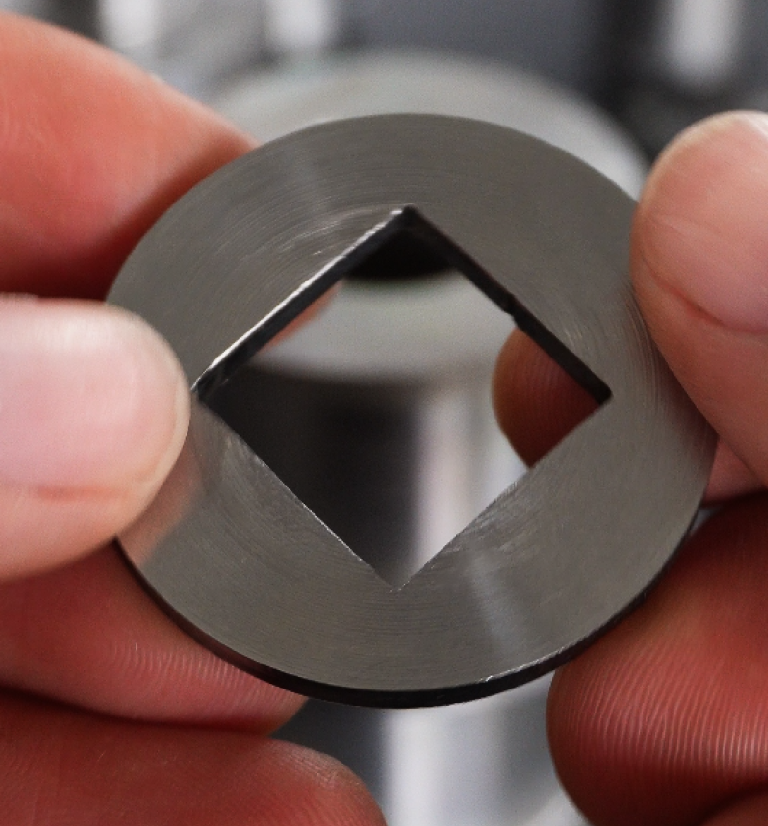 RODILLO DE PUERTA NEUMÁTICA 1-62