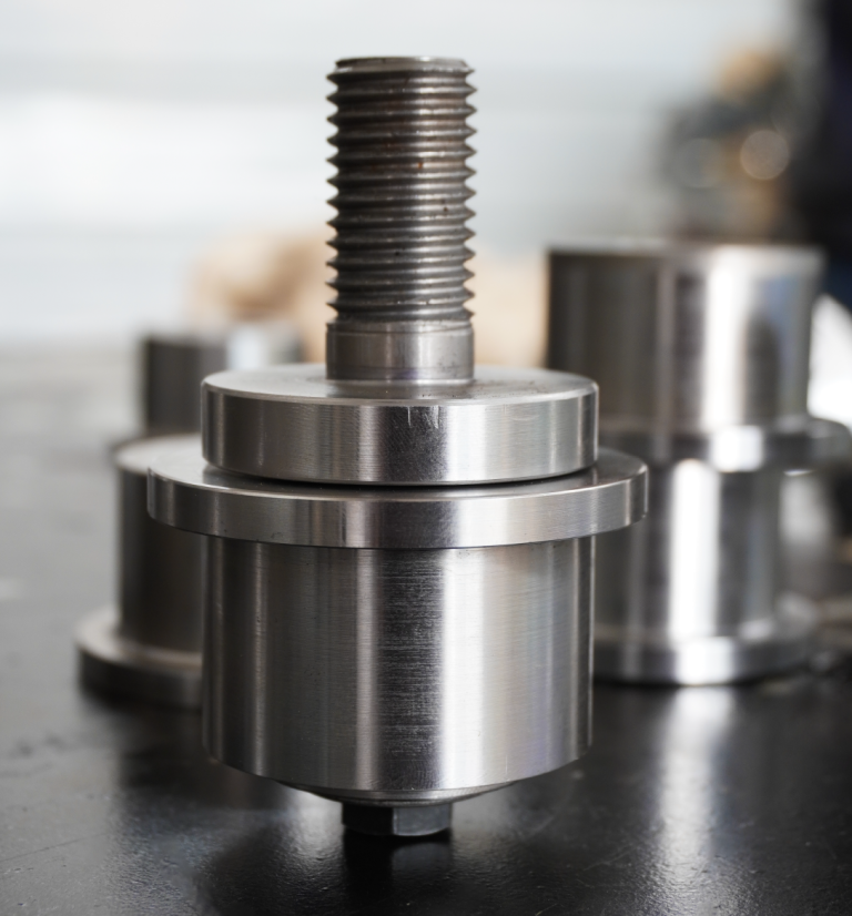 RODILLO DE PUERTA NEUMÁTICA 2-62